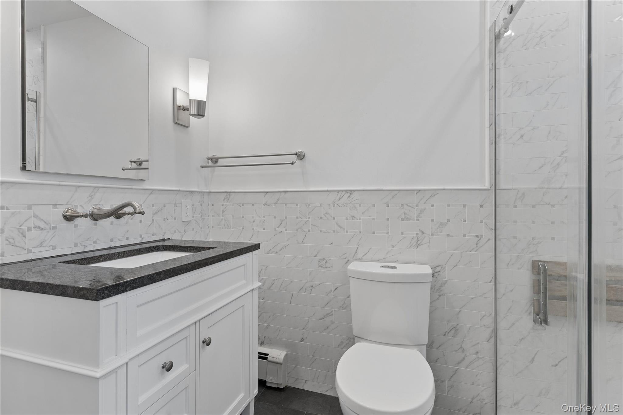 1749 Commonwealth Avenue Merrick, NY 11566 - Photo 16 of 32