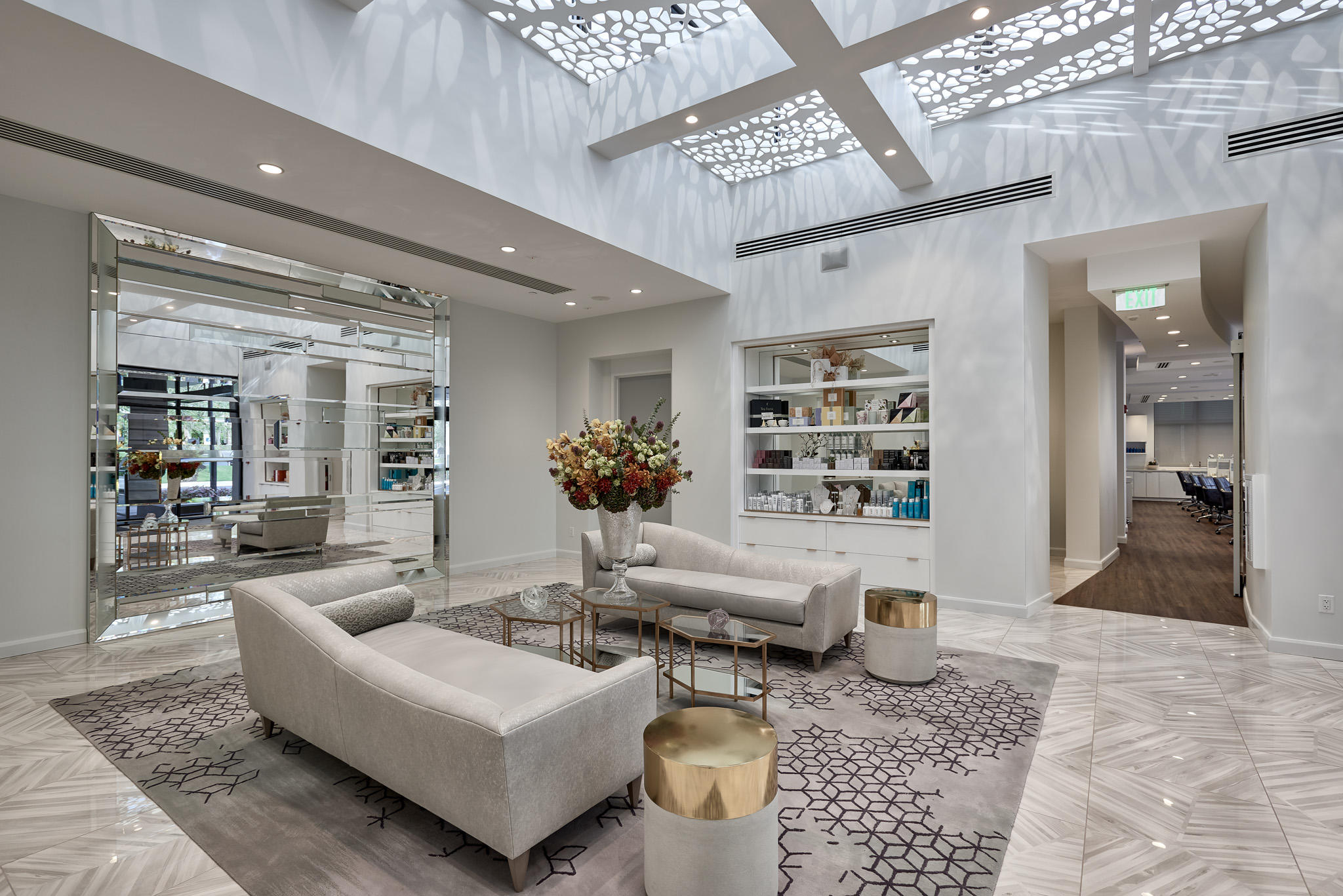 7140 Queenferry Circle Boca Raton, FL 33496 - Photo 44 of 51 a living room with furniture