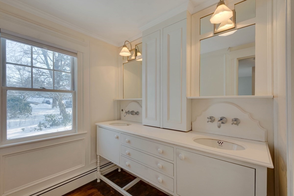 28 Green Street Needham, MA 02492 - Photo 10 of 21