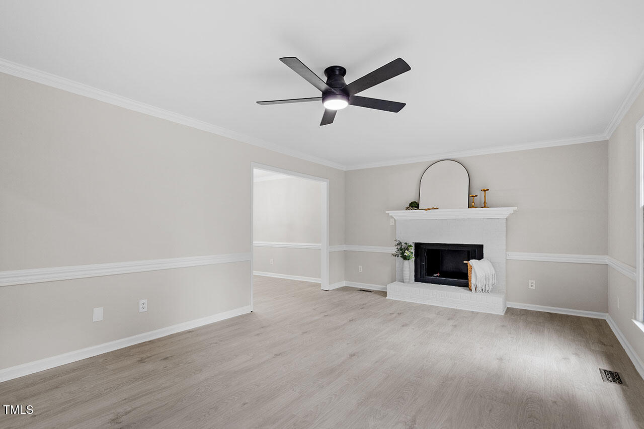 1208 Oakside Court Raleigh, NC 27609 - Photo 13 of 32 1208 Oakside Ct_09