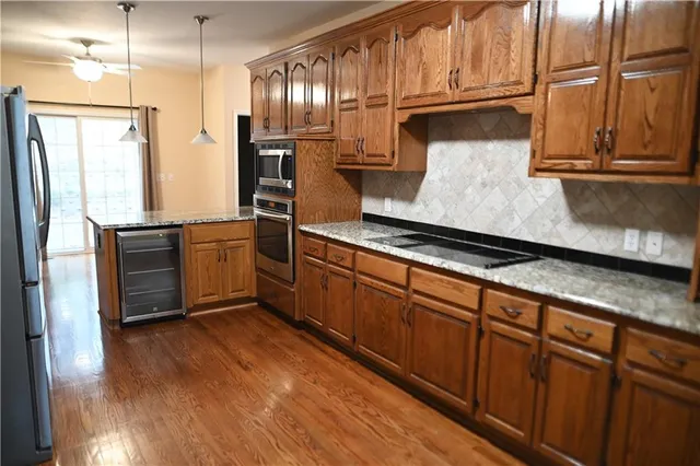 $549,000 | 15102 Northwest 72nd Street, Kansas City, MO 64152