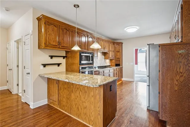 $549,000 | 15102 Northwest 72nd Street, Kansas City, MO 64152