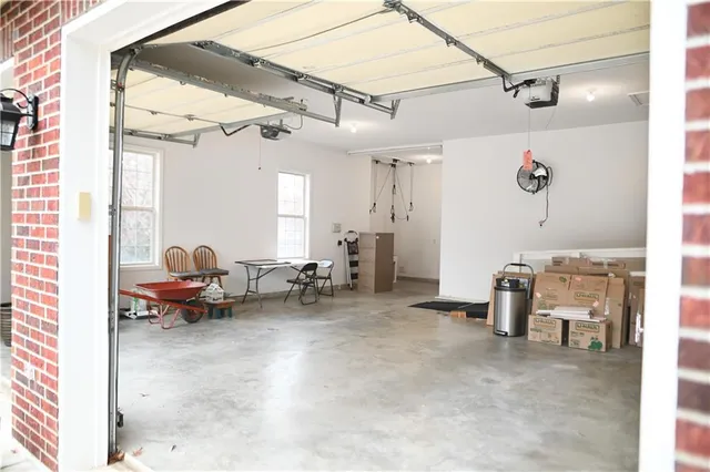 $549,000 | 15102 Northwest 72nd Street, Kansas City, MO 64152