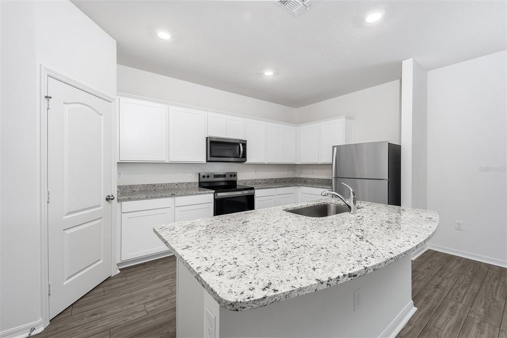 13474 Leaping Water Way Astatula, FL 34705 - Photo 5 of 19