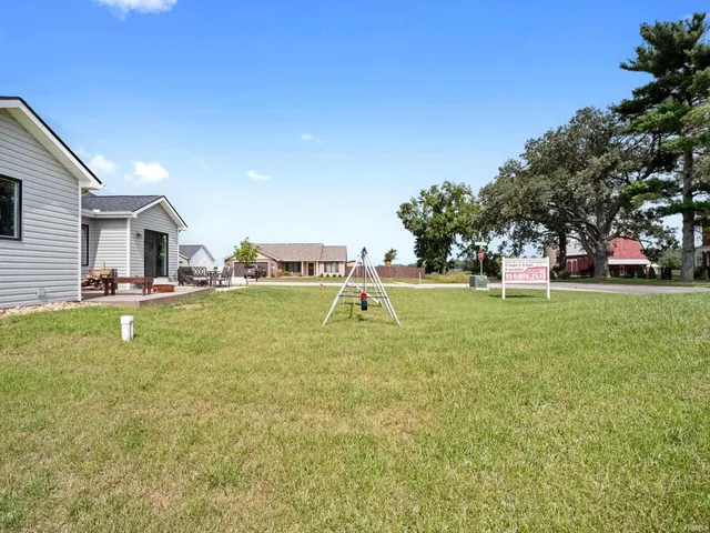 $360,000 | 68178 Kestrel Lane, New Paris, IN 46553