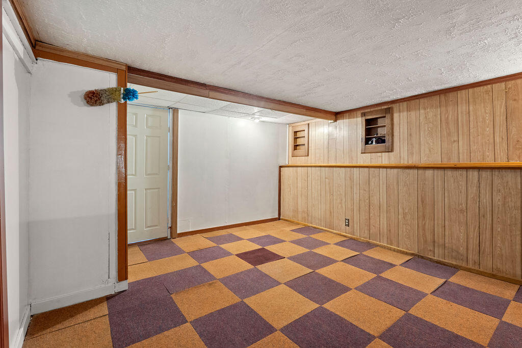 27 Grove Street Springvale, ME 04083 - Photo 29 of 37 DSC09507