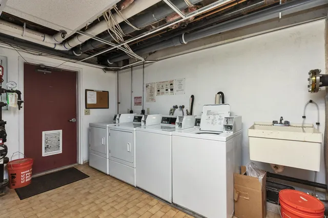 $199,900 | 1311 Hanover Street, Unit 6, Manchester, NH 03104