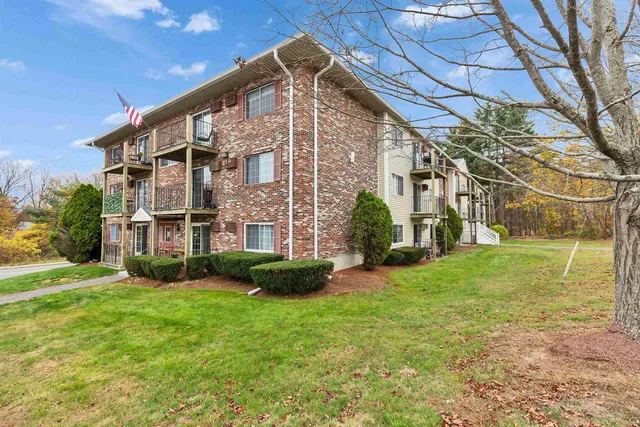 $199,900 | 1311 Hanover Street, Unit 6, Manchester, NH 03104