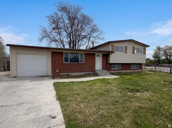 $438,000 | 408 North 1500th Street West, Clearfield, UT 84015
