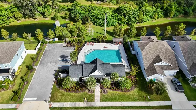 $480,000 | 3926 Sunshine Pine Avenue, Bradenton, FL 34203