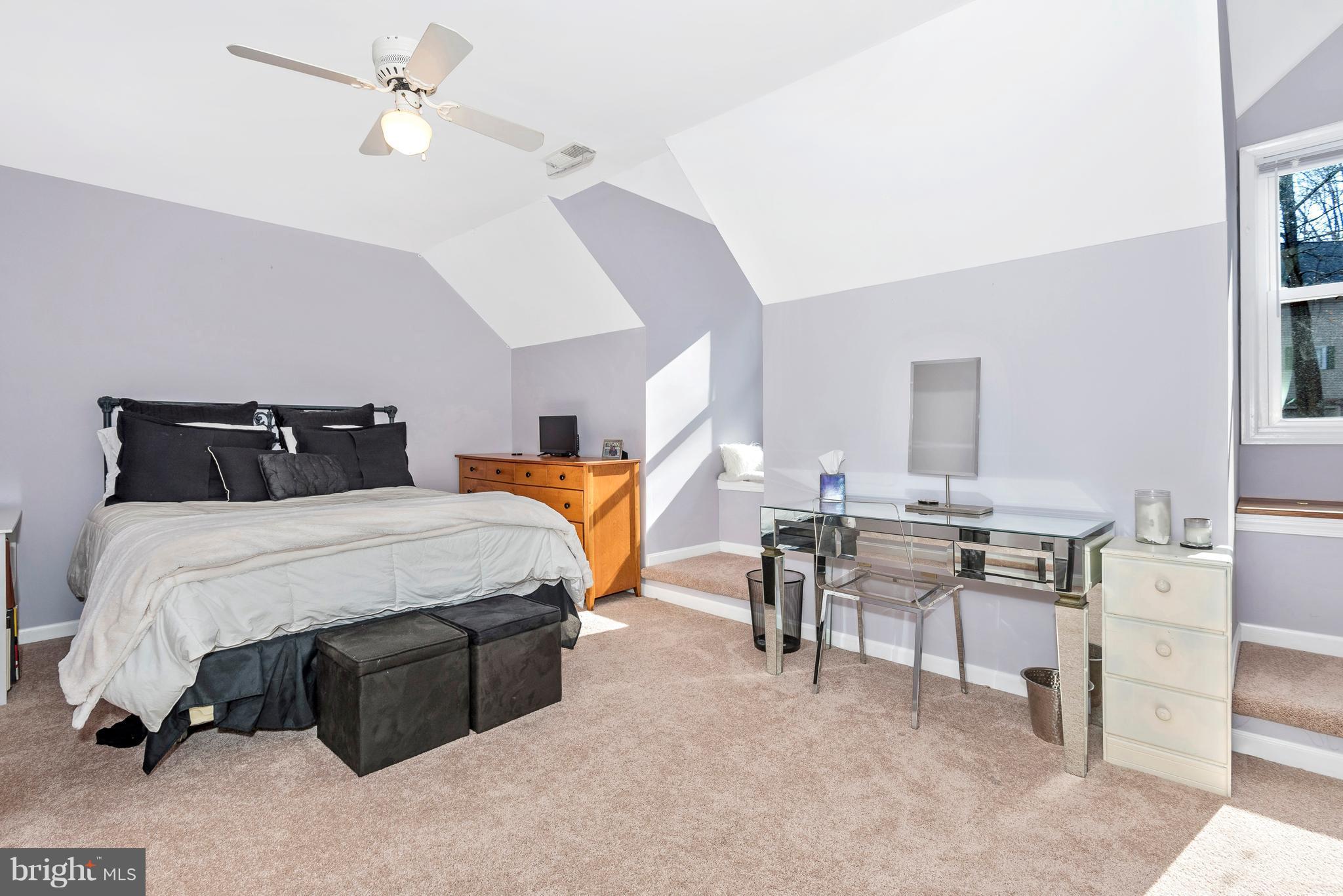 6748 Hemlock Point Road New Market, MD 21774 - Photo 17 of 30 Second Bedroom - Great Architecture