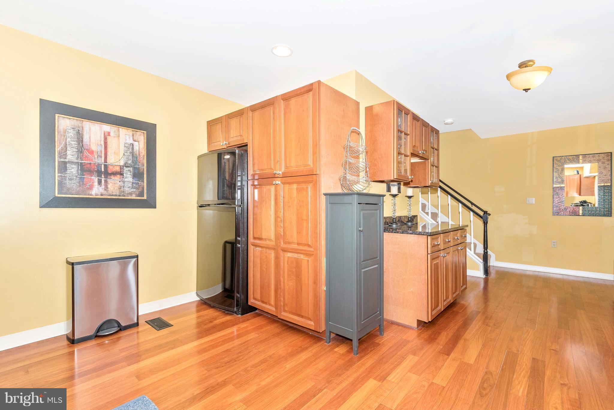 6748 Hemlock Point Road New Market, MD 21774 - Photo 9 of 30 Kitchen - Ample Storage Space