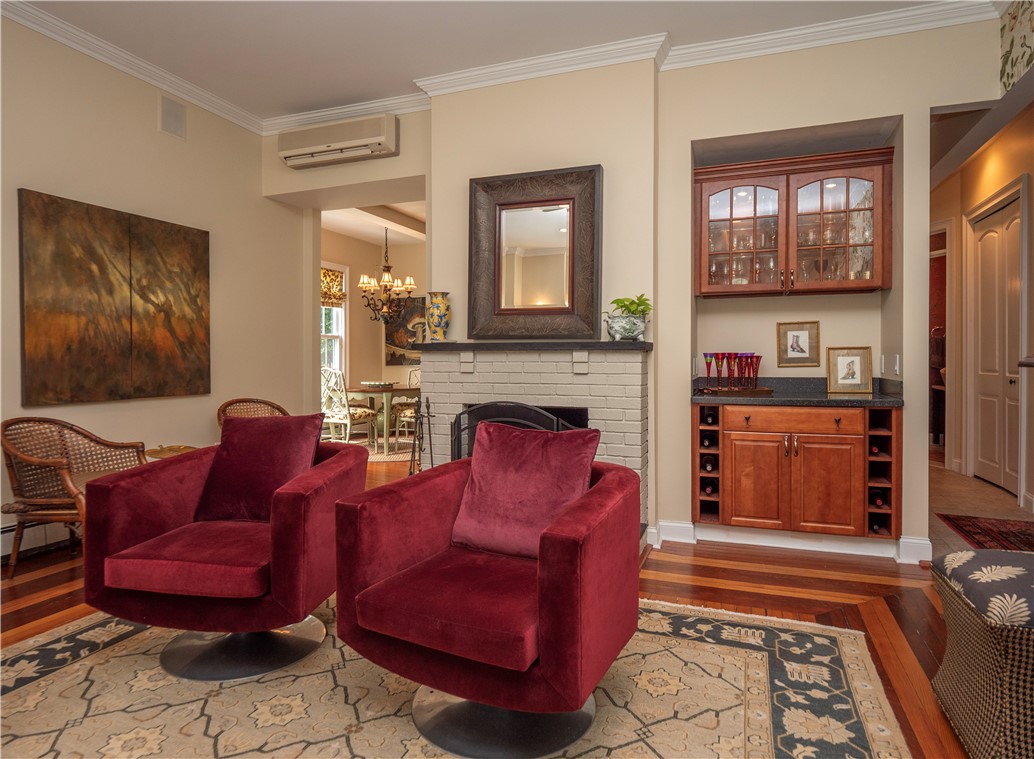 8 Cottage Street, Unit 2 Newport, RI 02840 - Photo 14 of 32