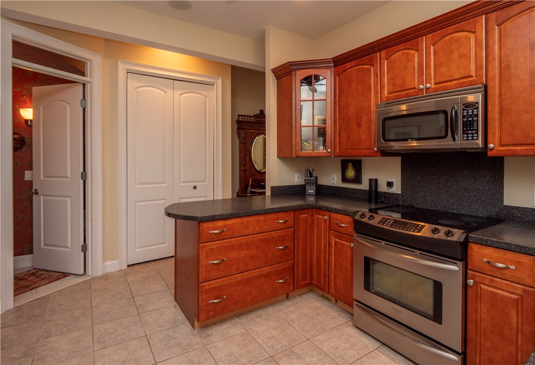 8 Cottage Street, Unit 2 Newport, RI 02840 - Photo 17 of 32