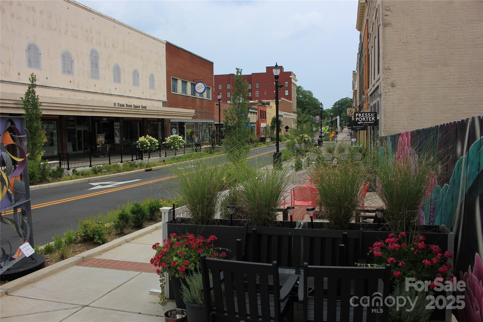 571 Union Street South Concord, NC 28025 - Photo 26 of 34 a front view of a building with street