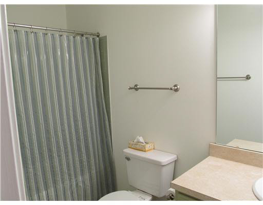 502 Riversedge Drive, Unit B Mishawaka, IN 46545 - Photo 21 of 24 Gallery Image 21