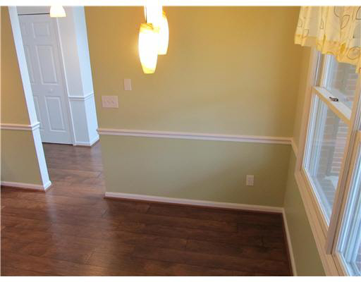 502 Riversedge Drive, Unit B Mishawaka, IN 46545 - Photo 5 of 24 Gallery Image 5