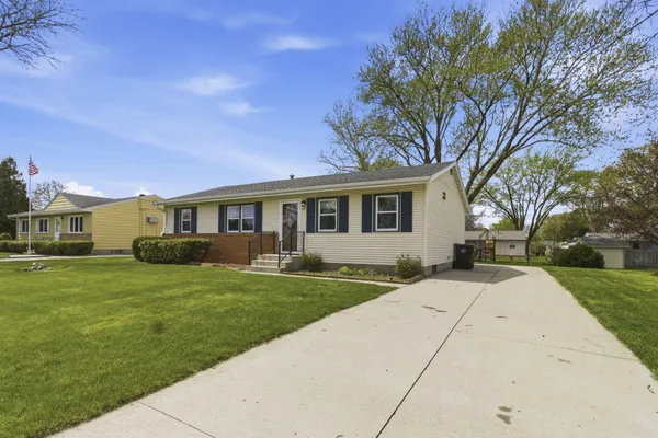 $199,900 | 2326 Butlin Drive, Beloit, WI 53511
