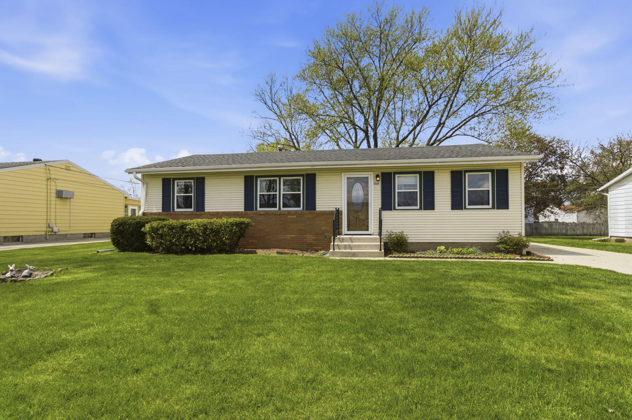 2326 Butlin Drive Beloit, WI 53511 - Photo 21 of 22 28-web-or-mls-IMG_1358