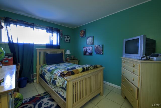2180 Aster Road Bethlehem, PA 18018 - Photo 11 of 14 Gallery Image 11