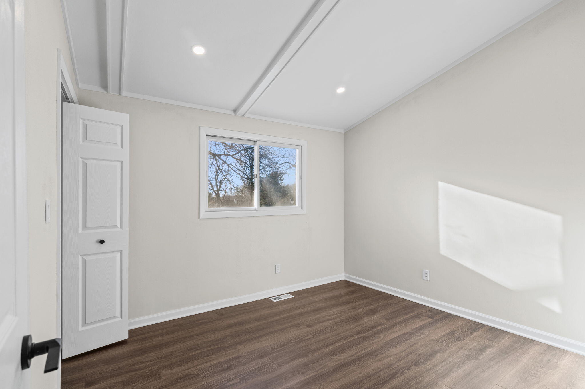 560 Free Church Drive Williams Bay, WI 53191 - Photo 9 of 28 Bedroom 1: 10'9x9'10 Window facing west