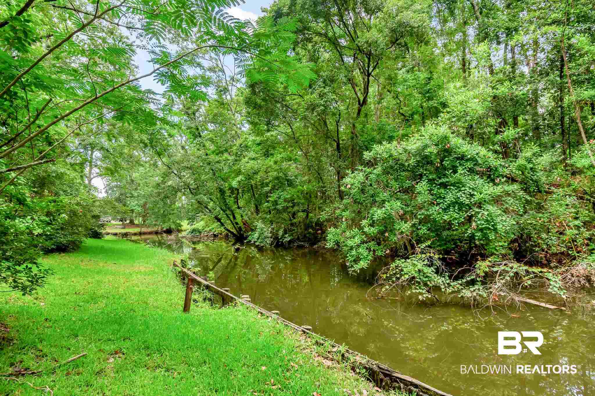3063 Bryant Road Mobile, AL 36605 - Photo 2 of 47