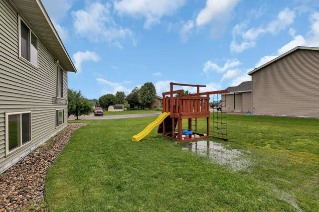 $279,900 | 409 Highlands Drive, Albany, MN 56307