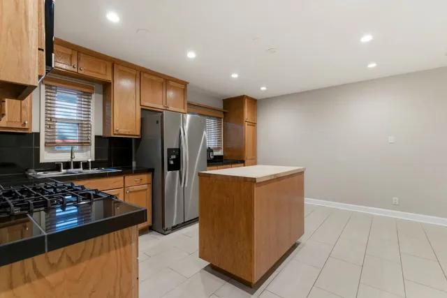 $3,300 | 1504 West 39th 1/2 Street, Austin, TX 78756