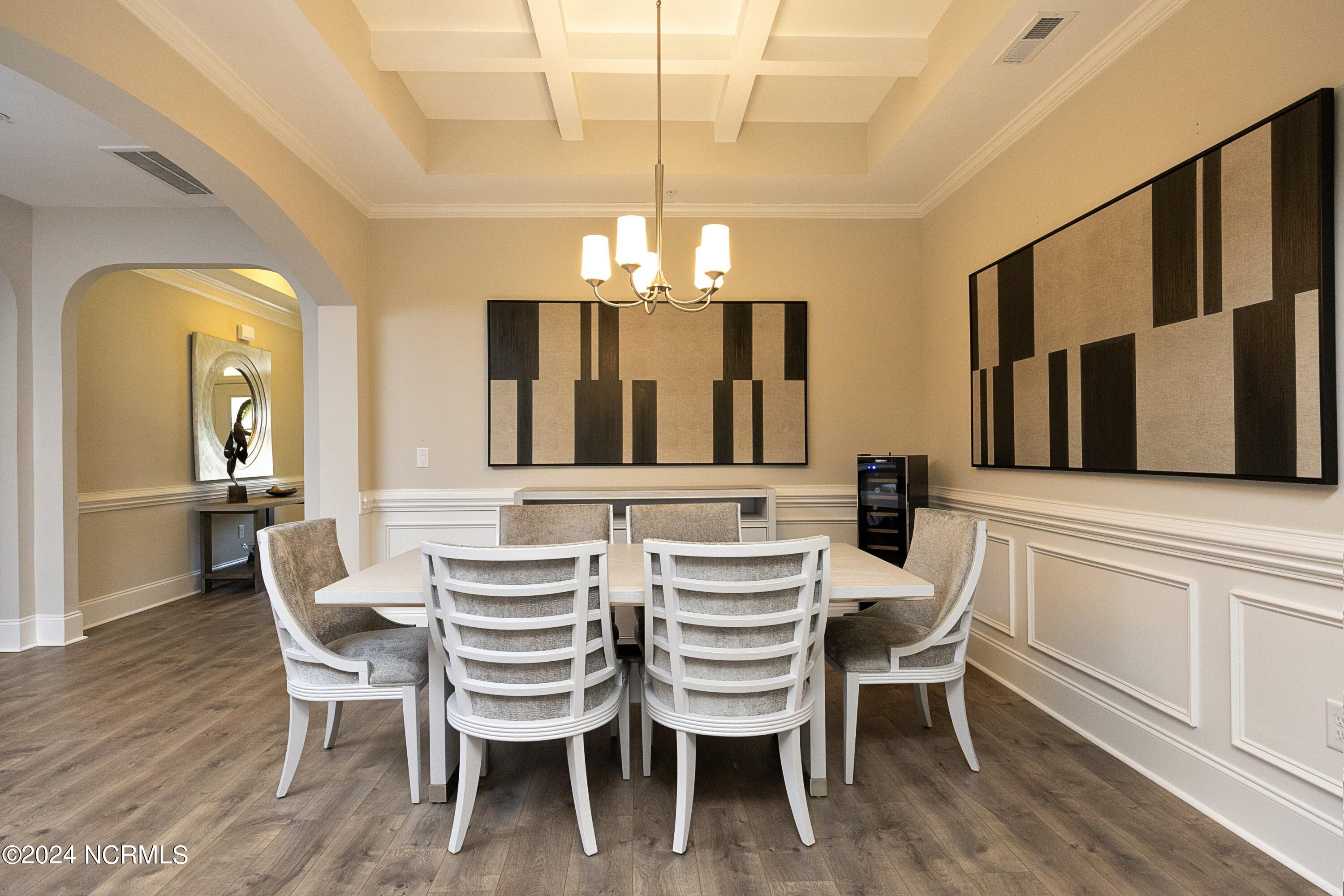 15 Winged Foot Road, Unit 8 Pinehurst, NC 28374 - Photo 12 of 34 13Dining