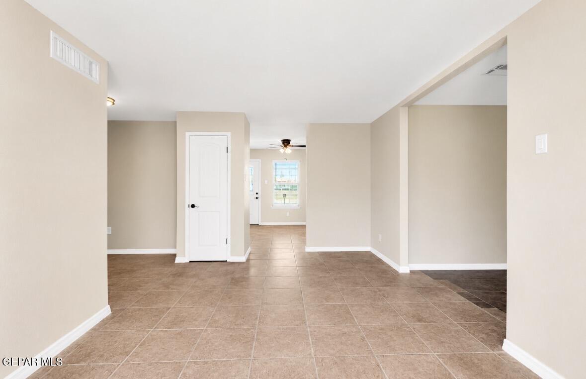 404 Rocca Lane El Paso, TX 79915 - Photo 8 of 19 IMG_1914