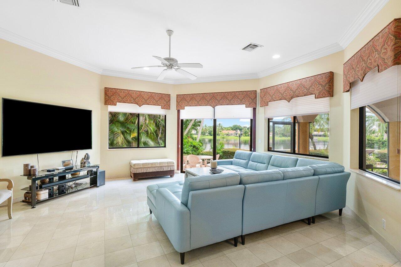 17654 Bocaire Way Boca Raton, FL 33487 - Photo 18 of 72 family room