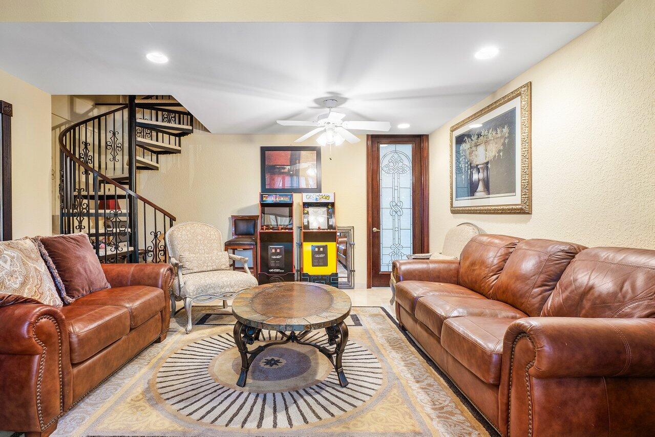 17654 Bocaire Way Boca Raton, FL 33487 - Photo 19 of 72 Bedroom/office