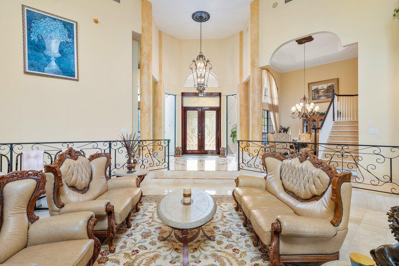 17654 Bocaire Way Boca Raton, FL 33487 - Photo 7 of 72 Living