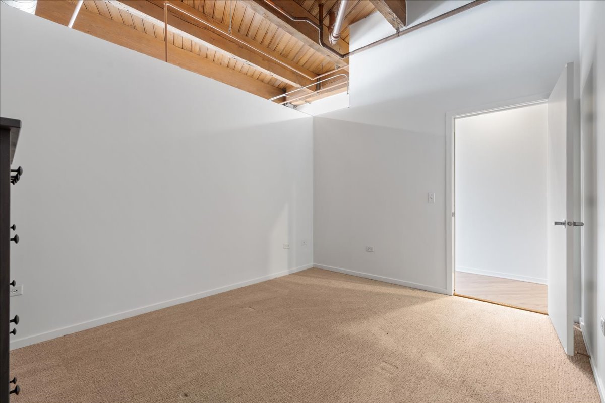 1040 West Adams Street, Unit 110 Chicago, IL 60607 - Photo 14 of 28