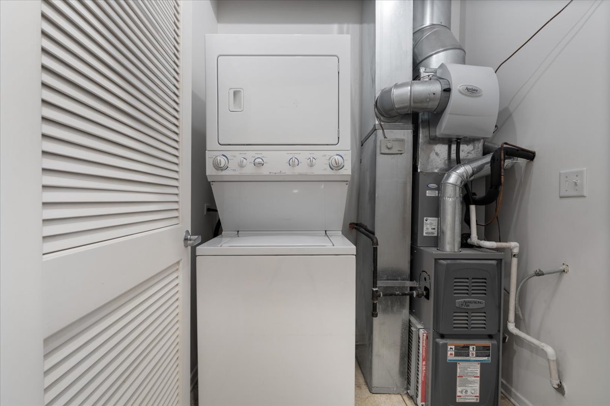 1040 West Adams Street, Unit 110 Chicago, IL 60607 - Photo 16 of 28