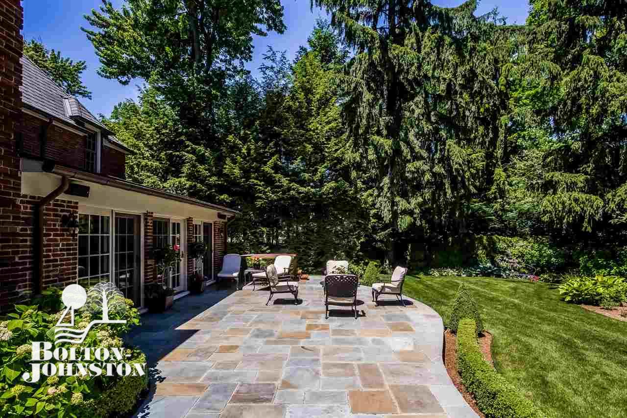84 Vendome Road Grosse Pointe Farms, MI 48236 - Photo 34 of 41