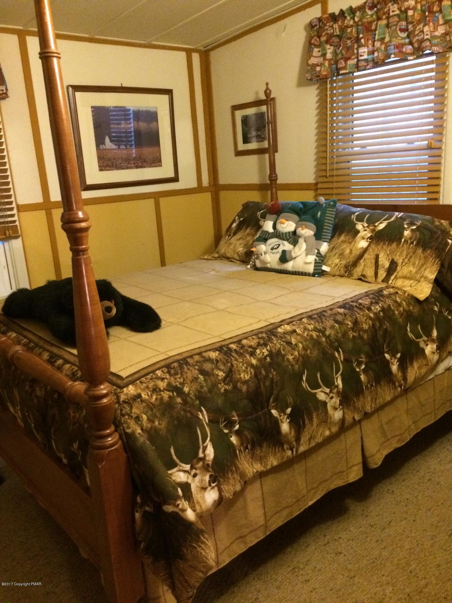 51 Pinetree Road Albrightsville, PA 18210 - Photo 6 of 12 Bedroom
