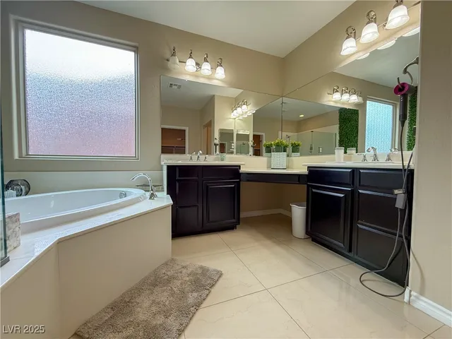 $7,100 | 7276 White Bloom Avenue, Las Vegas, NV 89117