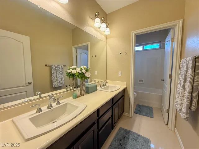 $7,100 | 7276 White Bloom Avenue, Las Vegas, NV 89117