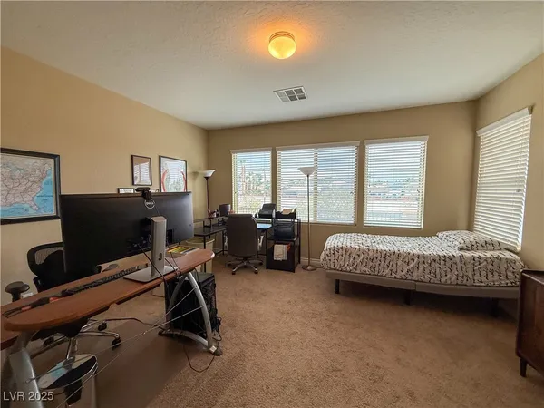 $5,600 | 7276 White Bloom Avenue, Las Vegas, NV 89117