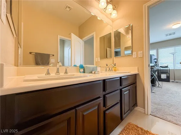 $5,600 | 7276 White Bloom Avenue, Las Vegas, NV 89117