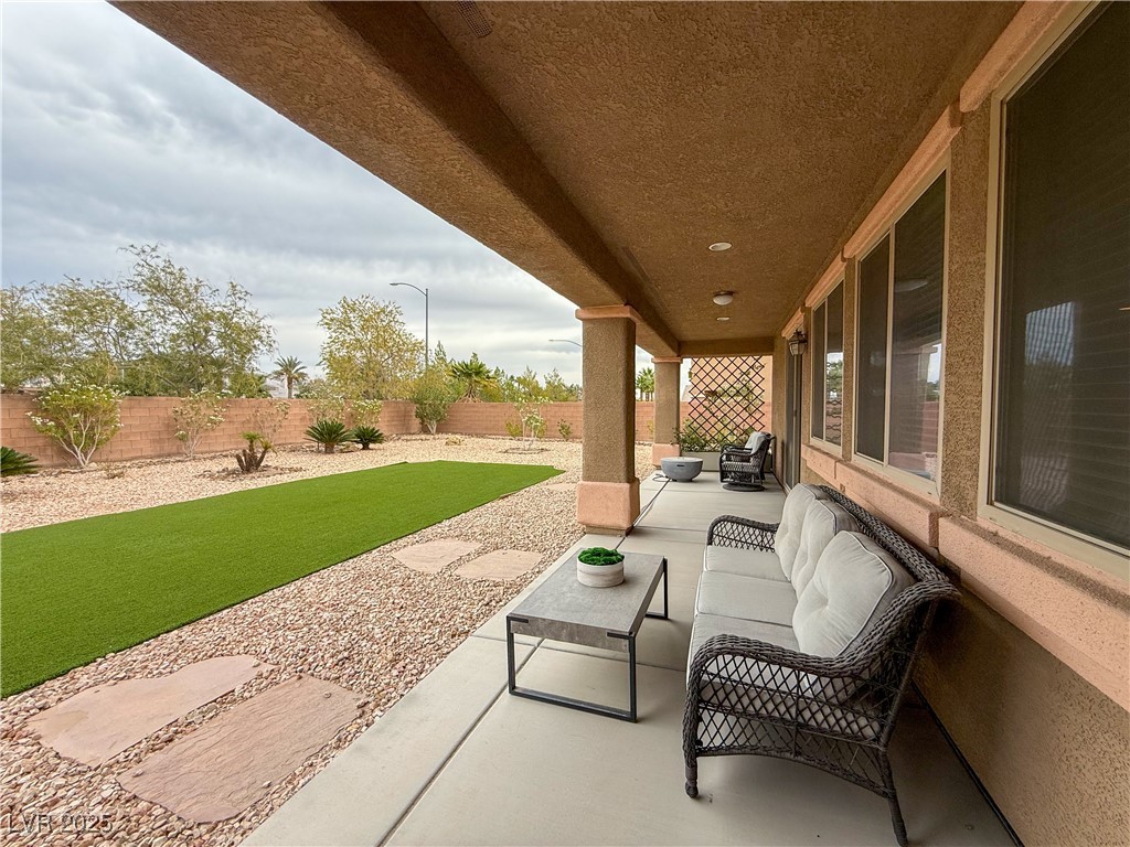 7276 White Bloom Avenue Las Vegas, NV 89117 - Photo 46 of 51