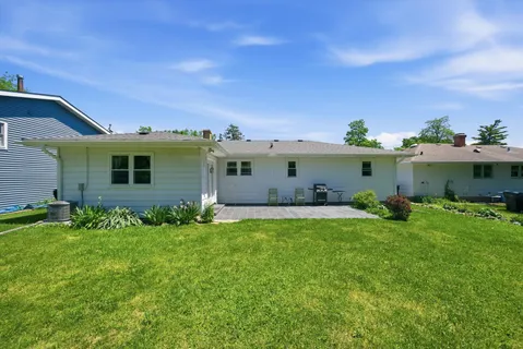 $289,900 | 34456 West Lake Shore Drive, Round Lake, IL 60073