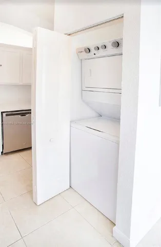 $3,100 | 16222 Southwest 102nd Terrace, Miami, FL 33196