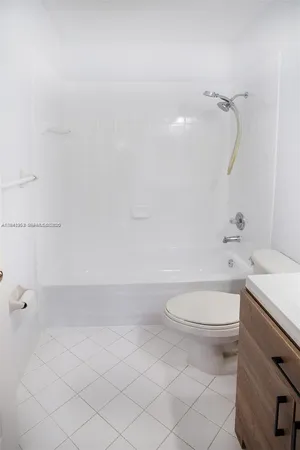 $2,900 | 16222 Southwest 102nd Terrace, Miami, FL 33196