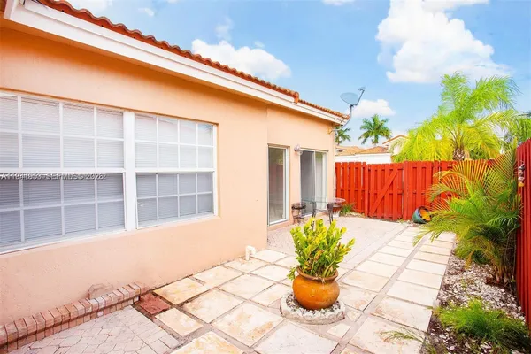 $2,900 | 16222 Southwest 102nd Terrace, Miami, FL 33196
