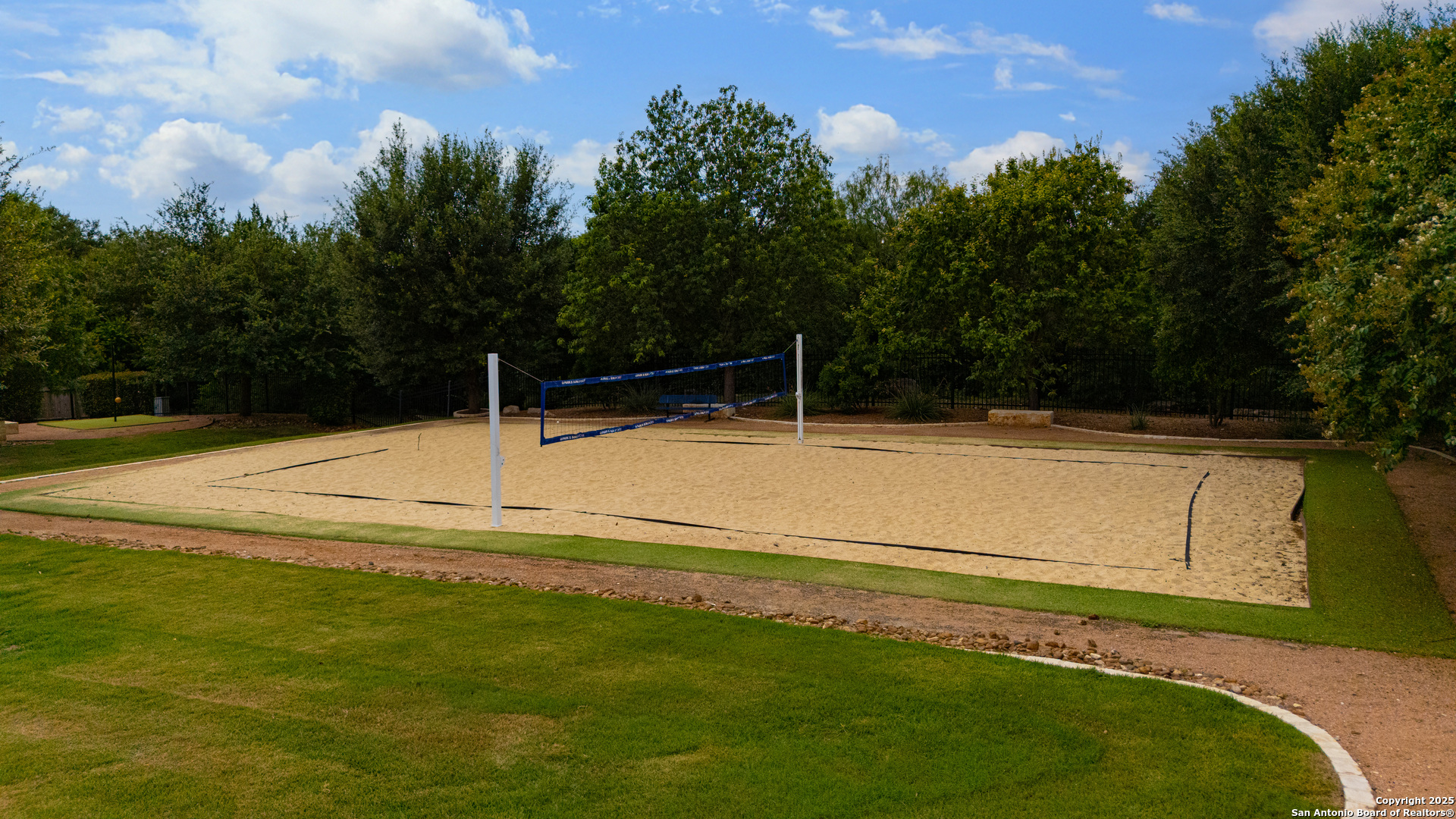 9243 McCafferty Drive Helotes, TX 78023 - Photo 33 of 40 a view of swimming pool