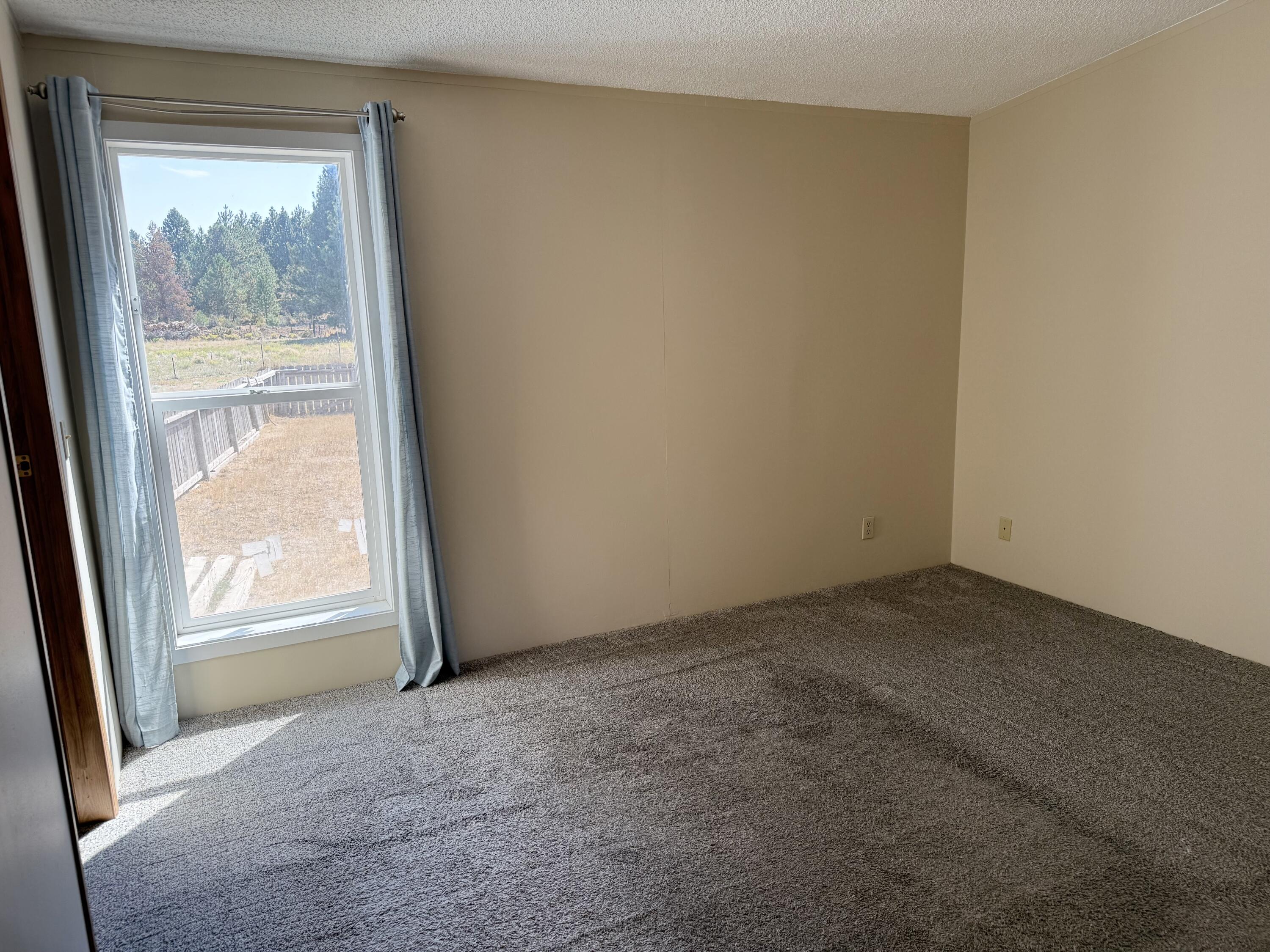 19218 Shoshone Road Bend, OR 97702 - Photo 29 of 38 IMG_7269
