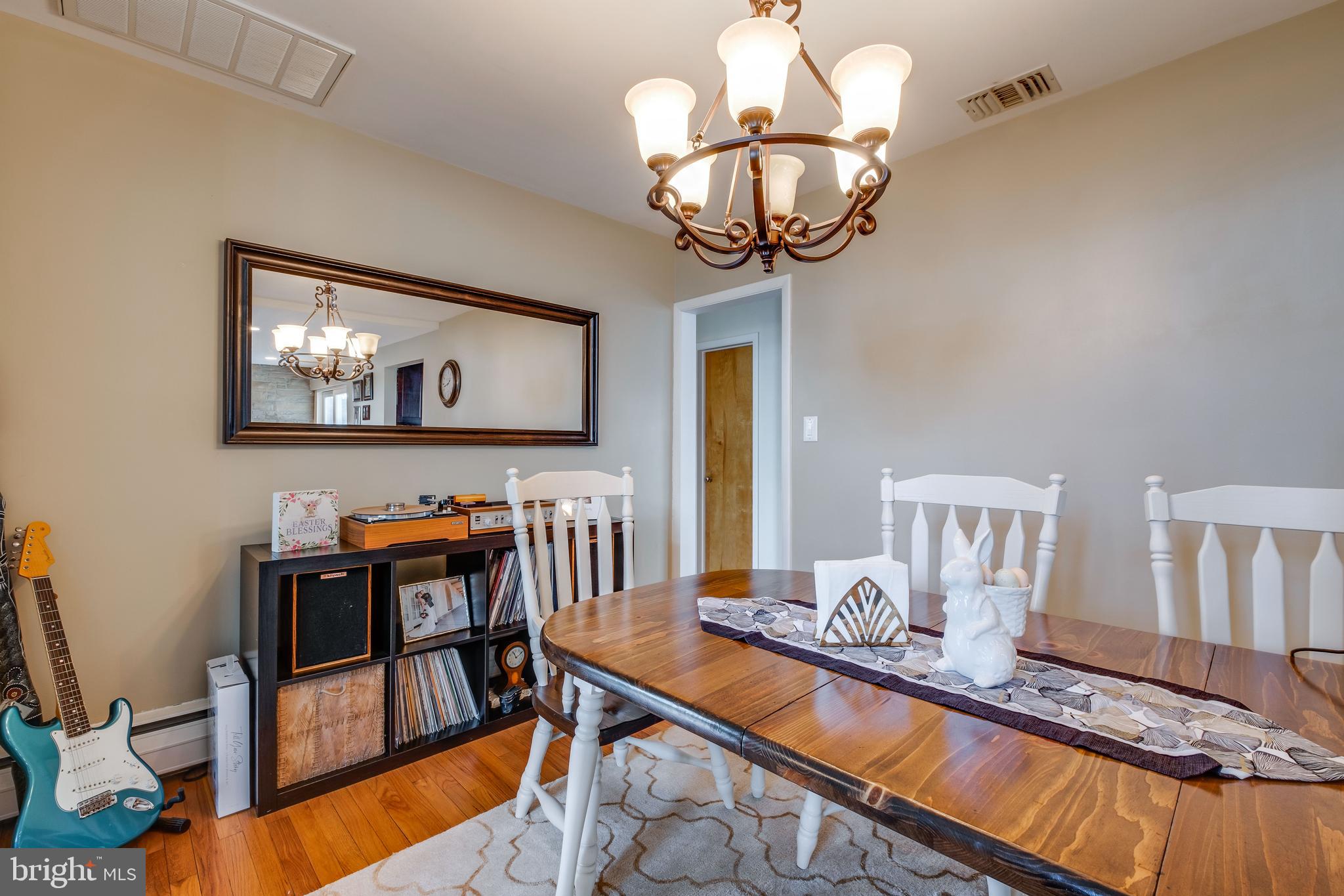 126 Eayrestown Road Medford, NJ 08055 - Photo 13 of 51 Dining Room