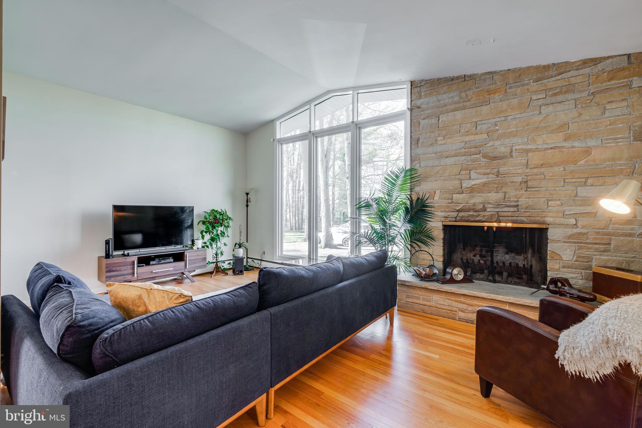 126 Eayrestown Road Medford, NJ 08055 - Photo 19 of 51 with Wood Burning Fireplace